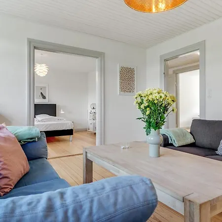 With A View - 2 Apartament