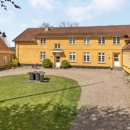 With A View - 2 Kruså